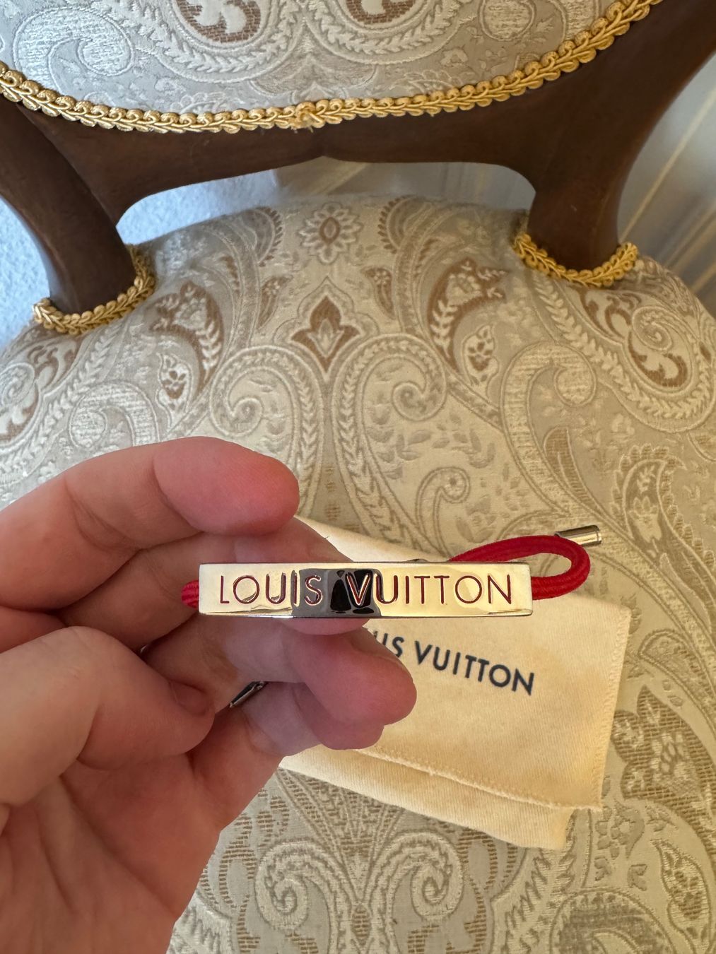 Louis Vuitton Bracciali & Braccialetti: Louis Vuitton Adjustable Bracelet Red – Usato da Lausanne venduto da sjc_8xtb 1