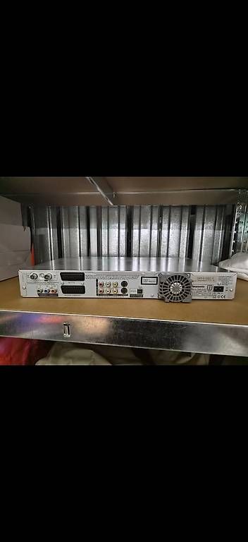 Multimediaplayer & Streamer: Panasonic HDD DVD Player – Gebraucht aus Zürich von JESSOK 1