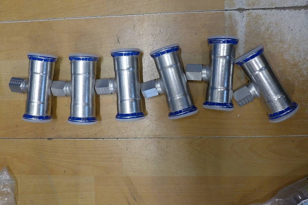 Tutti gli attrezzi: Geberit Mapress Übergänge + Anschlüsse – Usato da Frenkendorf venduto da 3dt_wp8v 2