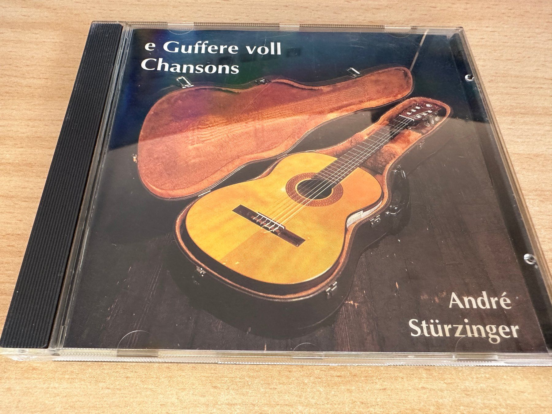 CD: André Stürzinger - E Guffere voll Chansons – Usato da Rikon im Tösstal venduto da Alpenmutz