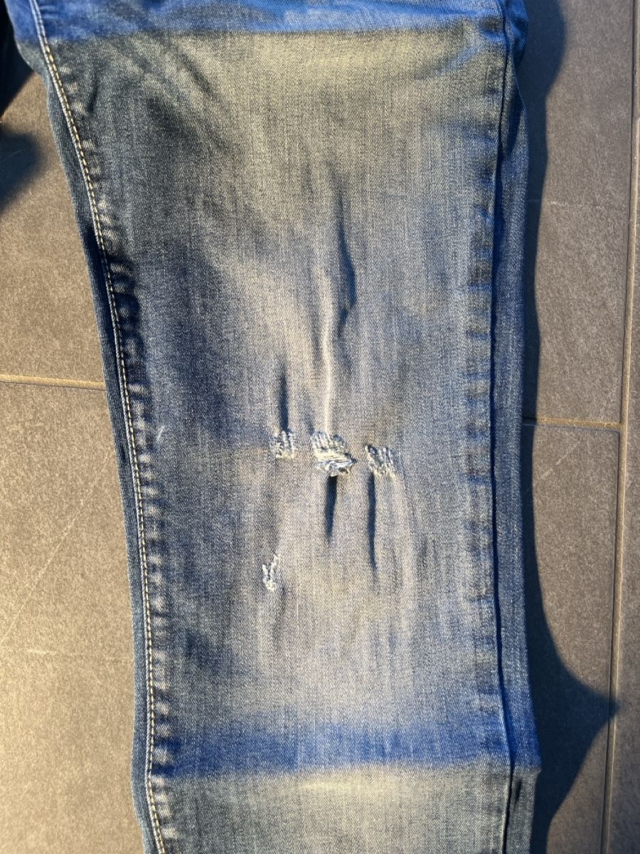 Pantaloni: kocca Jeans, destroyed, hellblau, Grösse 30 – Usato da Fulenbach venduto da F8 1