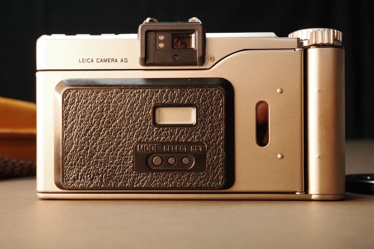 Leica Fotocamera: Leica Minilux Zoom – Usato da Winterthur venduto da tvd_r2j9 1