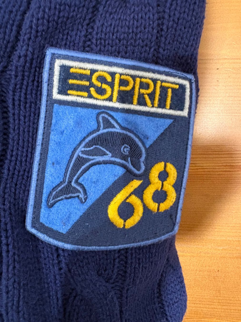 Esprit Pullover & Sweatshirts: Strickpullover, Cricketpullover Marke Esprit in Blau M/L – Gebraucht aus Bern von Trittbrettdriver 1