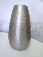 Metallvase