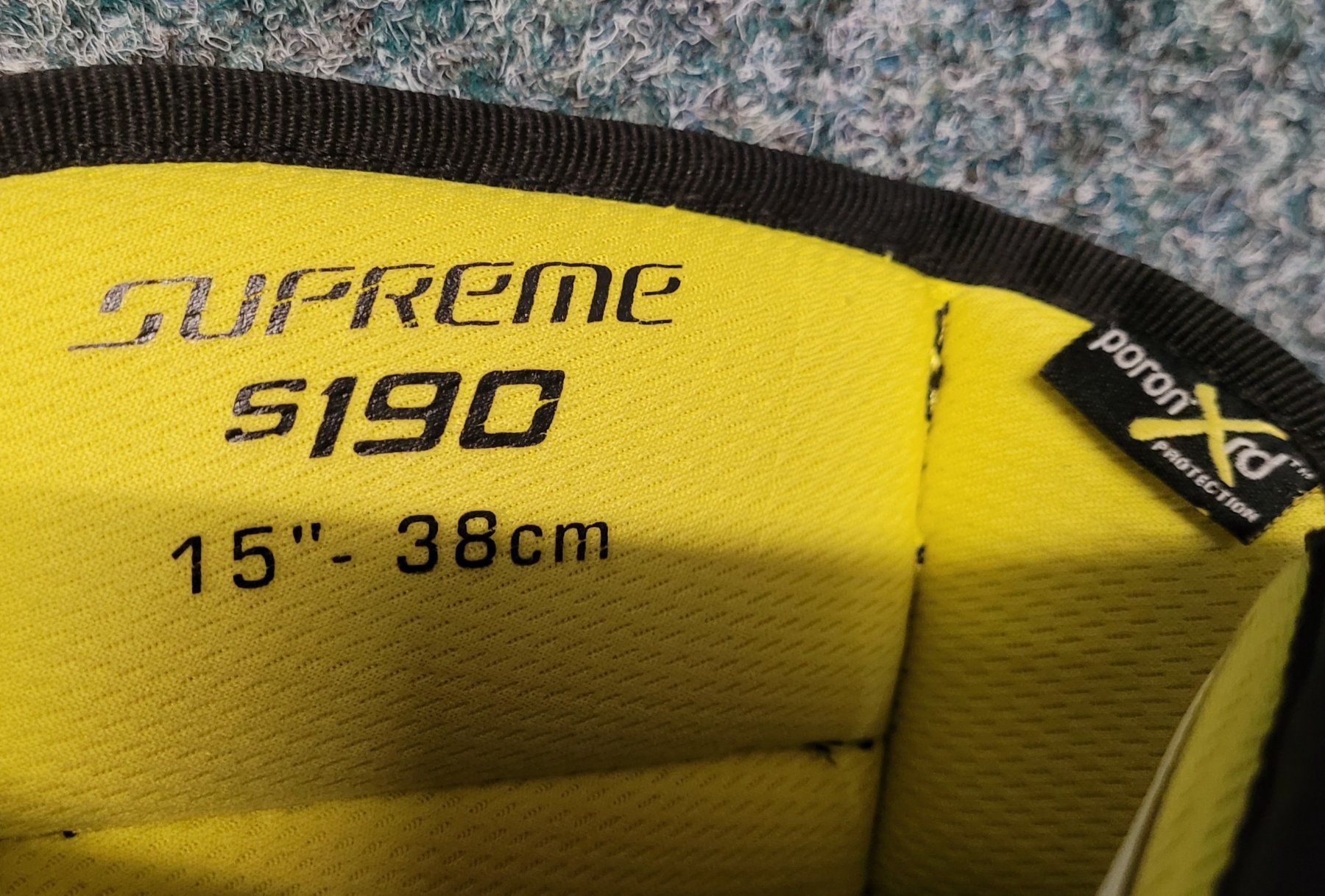 Bauer Guanti & manicotti: Eishockey Handschuhe, Gr. 15" – Usato da Frasnacht venduto da Snowbird1 1