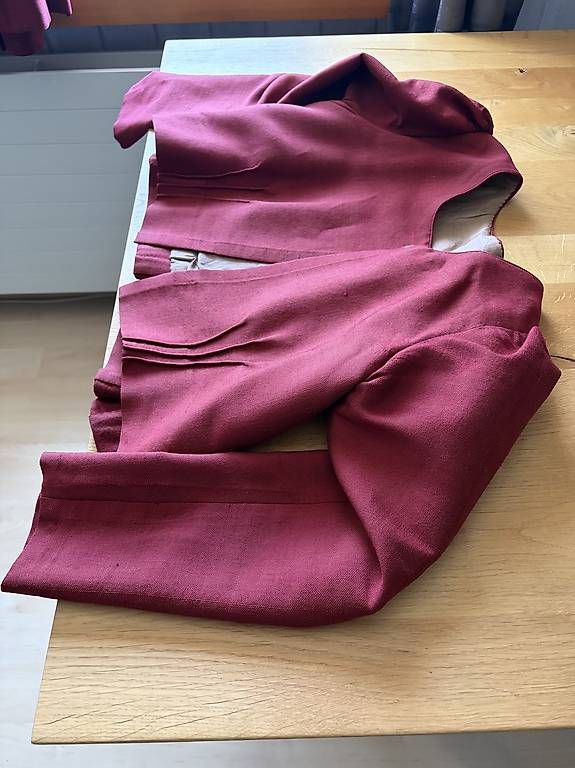 Robes: Bündner Werktagstracht – Neuf (Voir description) à Maladers par Brueni08 1