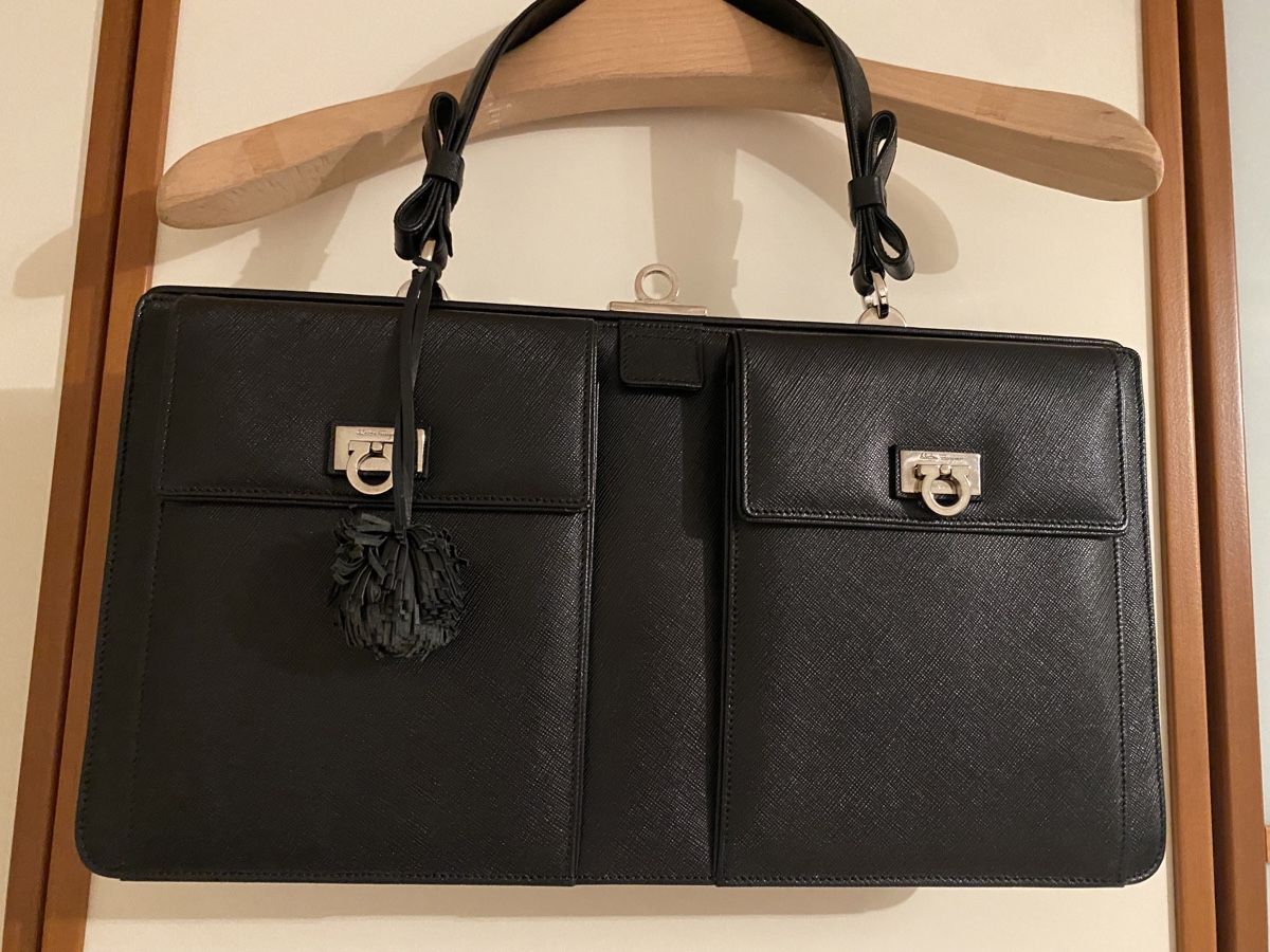 Salvatore Ferragamo Borse: Tasche Salvatore Feragamo – Usato da Rapperswil SG venduto da meg_gh8h