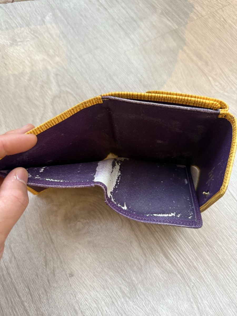 Louis Vuitton Portafogli: Portefeuille Louis Vuitton Epi Jaune usagé – Usato da Genève venduto da emi_g6tm 4