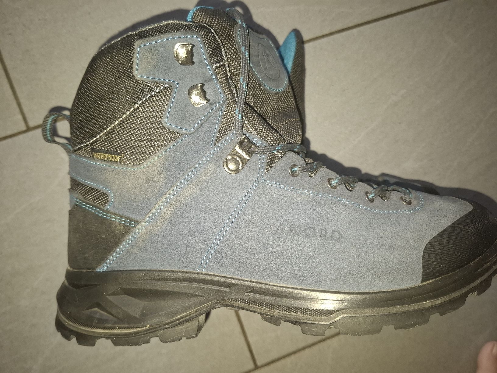 46 Nord Scarpe da uomo: Wanderschuhe 46NORD waterproof – Nuovo (secondo la descrizione) da Bözen venduto da Tropi21 1