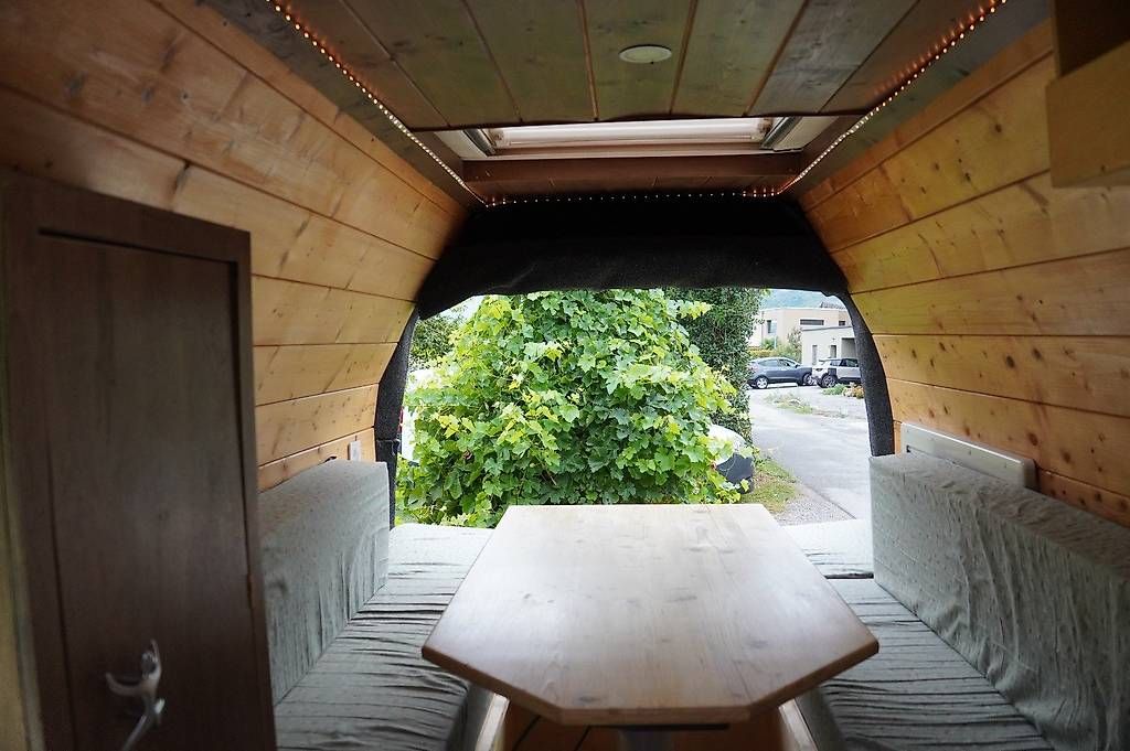 Renault Camping Fahrzeuge: Renault Master L3H3  Fourgon / van aménagé – Gebraucht aus Martigny von Nicobender 5