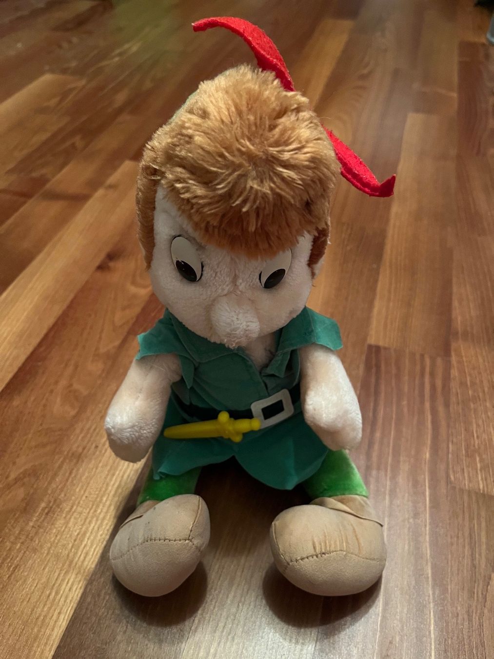 Disney Giocattoli: Disney Peter Pan Plüschfigur – Usato da Triboltingen venduto da zimtsterndli5