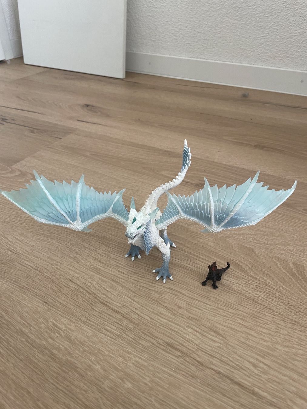 Schleich Statuette: Schleich Drachen 2 Stück – Usato da Menziken venduto da mti_7vqf