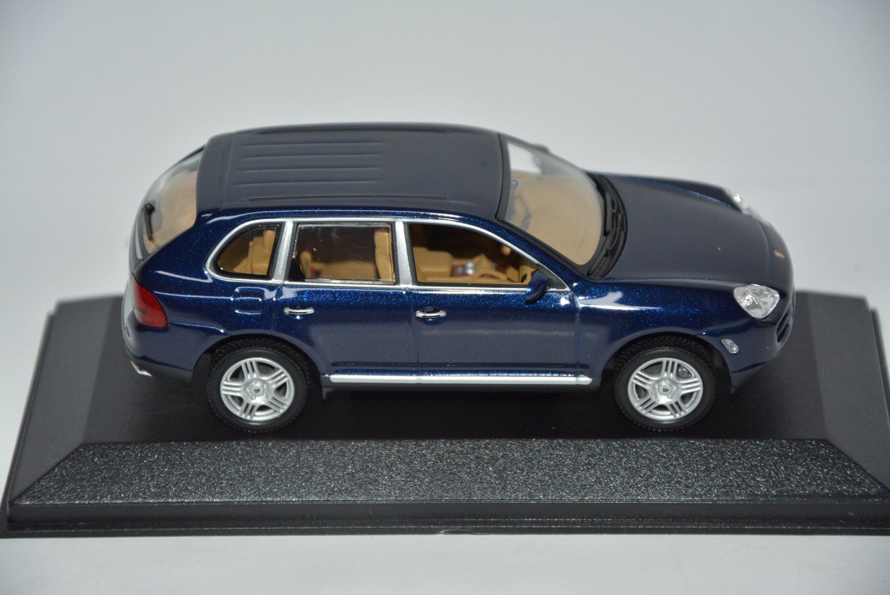 Porsche Modellini d'auto: Porsche Cayenne S 2002 ,  Minichamps , 1:43 – Nuovo e nell'imballaggio originale da Goldach venduto da Feivel9 6