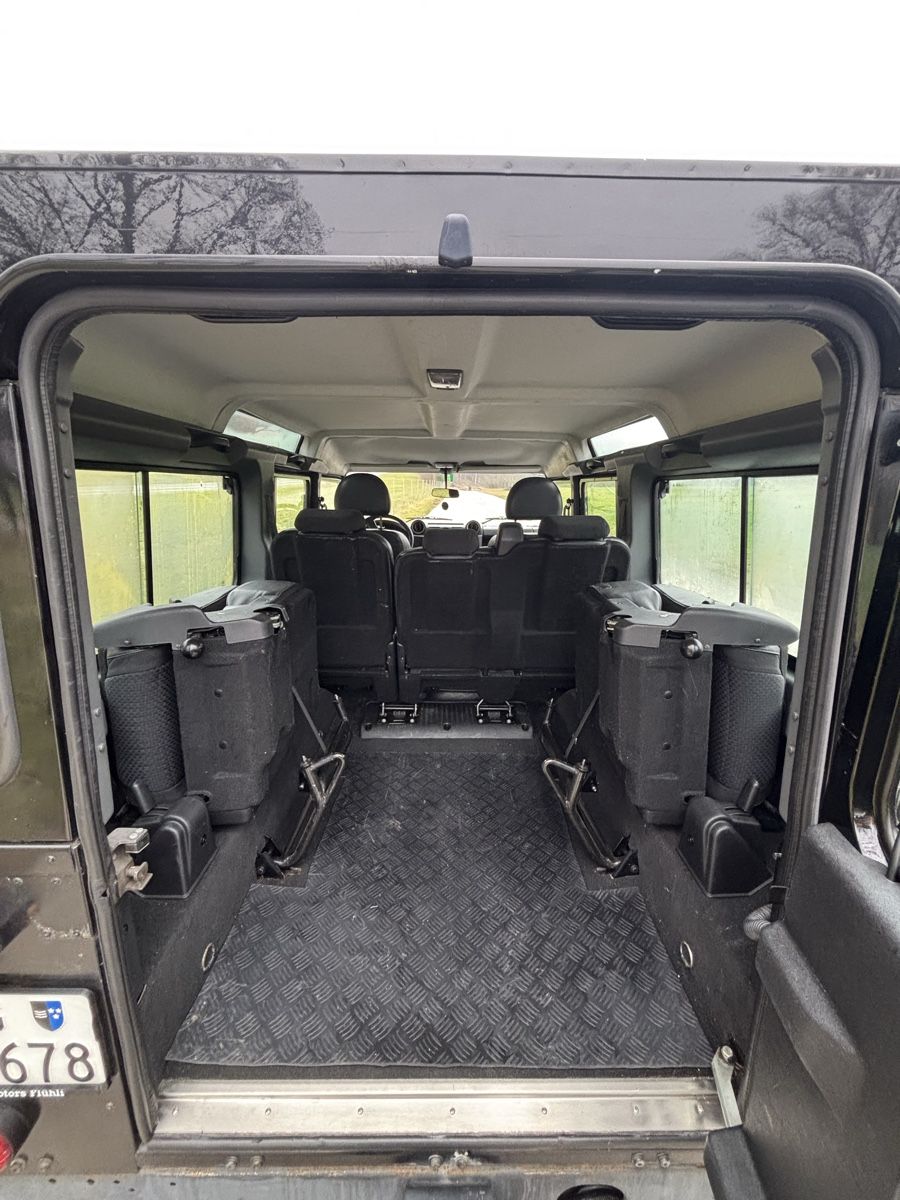 Land Rover Autos: Land Rover Defender 110 TD4 – Gebraucht aus Wettingen von DamianH1999 6
