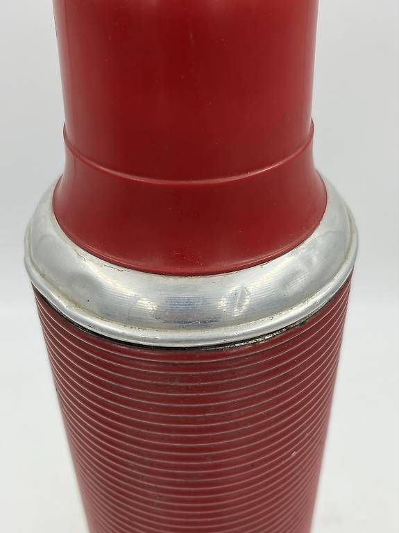 Borracce & Thermos: Thermos vintage rouge.  – Usato da Genève venduto da Eric1823 1