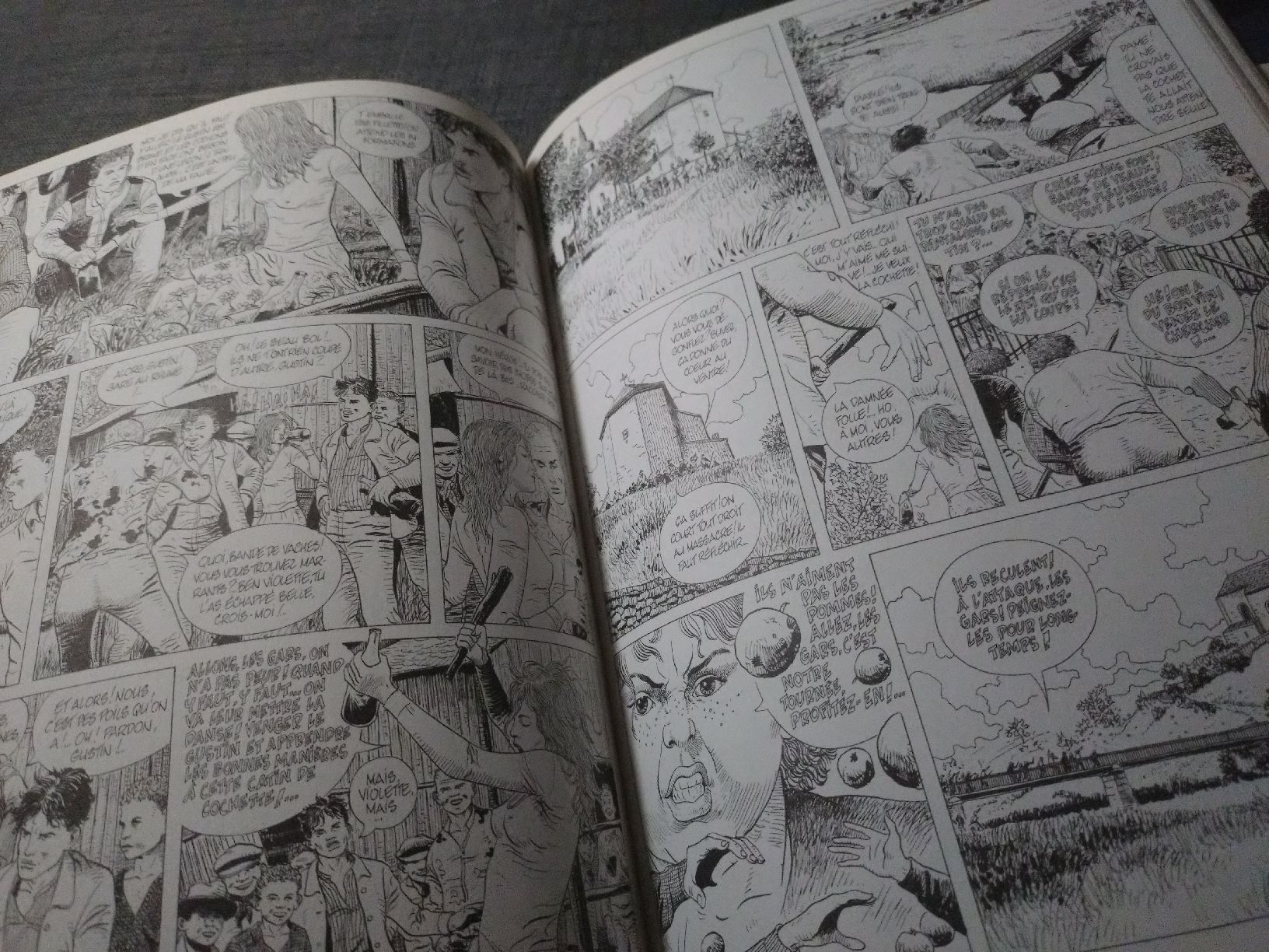 Fumetti: Tendre Violette, BD Servais - noir et blanc – Usato da Farvagny-le-Grand venduto da LaCaverne 9