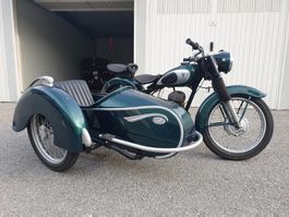 Moto DKW 250/RT2 avec side-car Steib 200