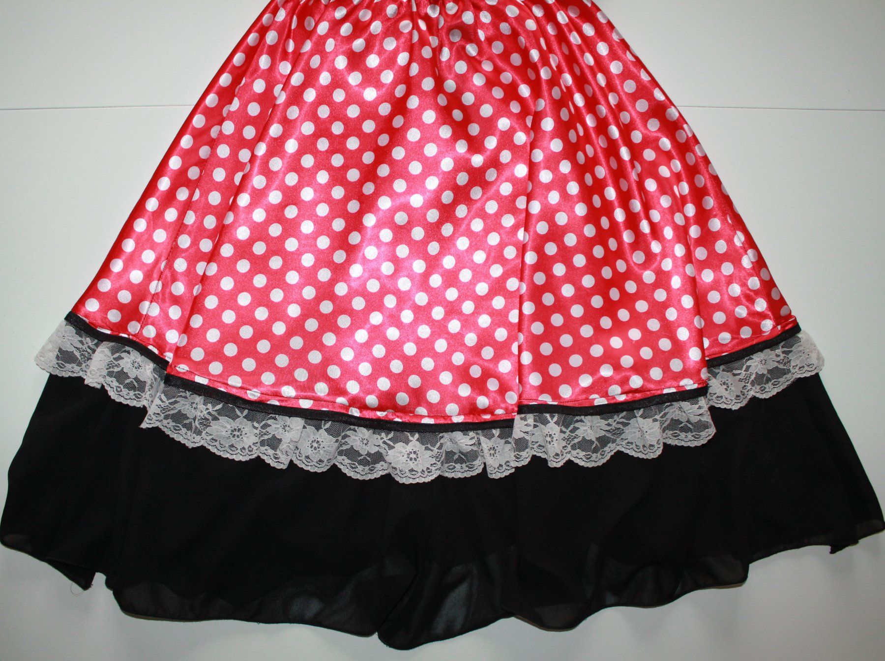Costumi: Costume Minnie Mouse t. 36 - 38 – Usato da Peseux venduto da CoolShoping 5