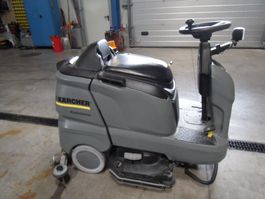 Kärcher Aufsitz Scheuersaugmaschine