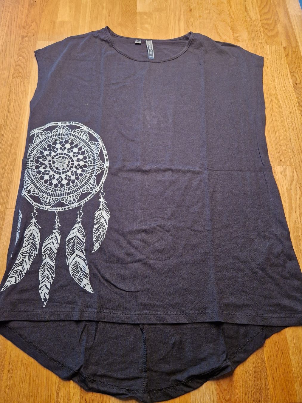 Rainbow T-shirt: T-Shirt Gr.40/42 – Nuovo e nell'imballaggio originale da Kulmerau venduto da Doene7