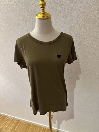 T-shirt size S/M