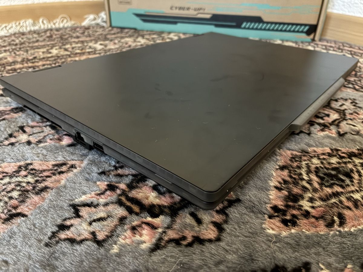 MSI Notebook: MSI Cyborg | RTX5060 | Gaming Laptop – Nuovo (secondo la descrizione) da Tann venduto da Flowerfield 5