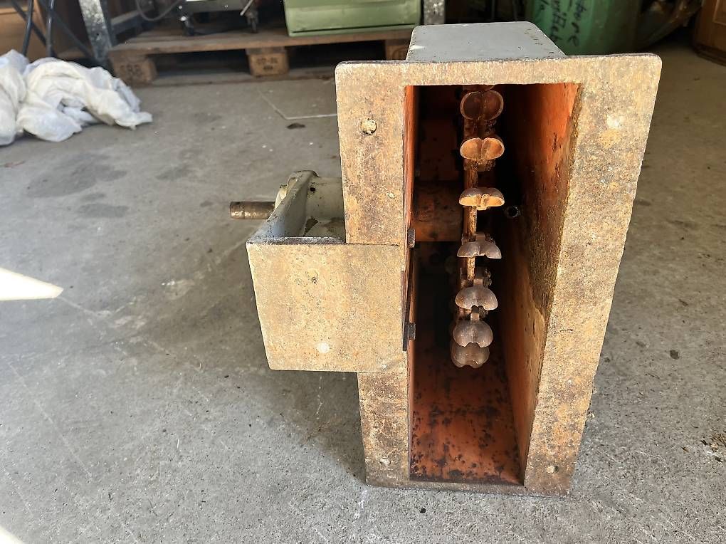 Tous les outils: Turbina ad acqua  – D'occasion à Airolo par Alexx5 1