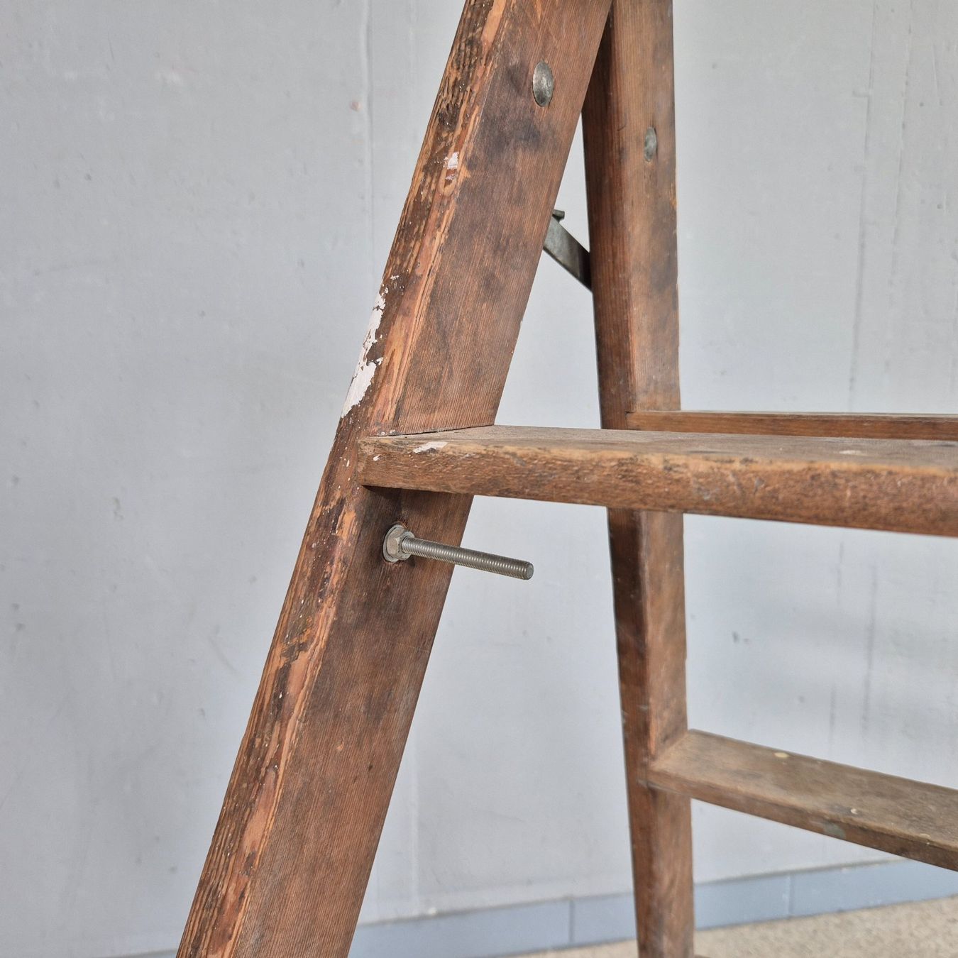 Scale: Bockleiter 5 Stufen Holzleiter Malerleiter Leiter – Usato da Nottwil venduto da Wondewa-Shop 2