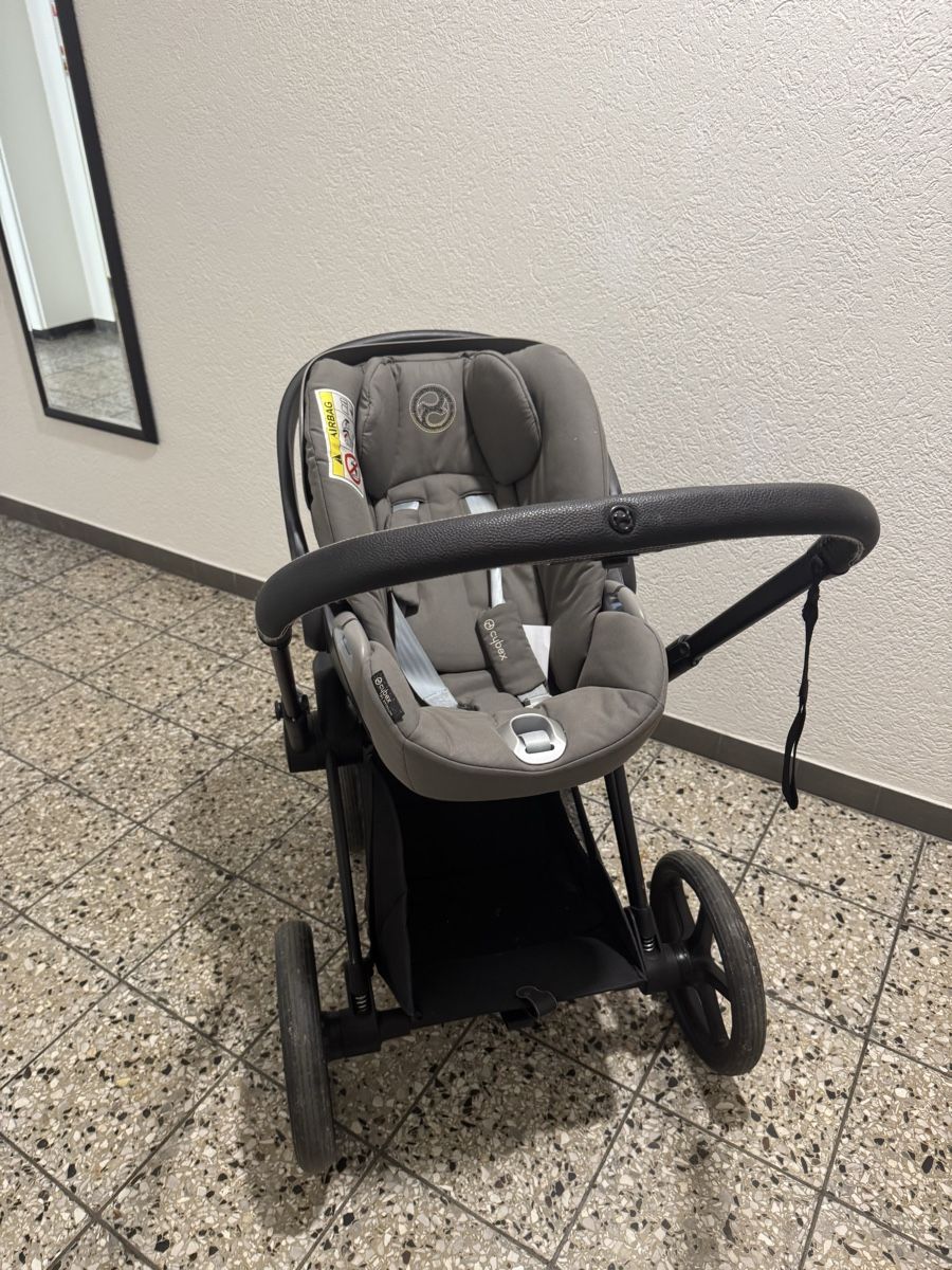 Cybex Kinderwagen: Cybex Priam Manhattan grau – Gebraucht aus Reinach BL von Mg91113