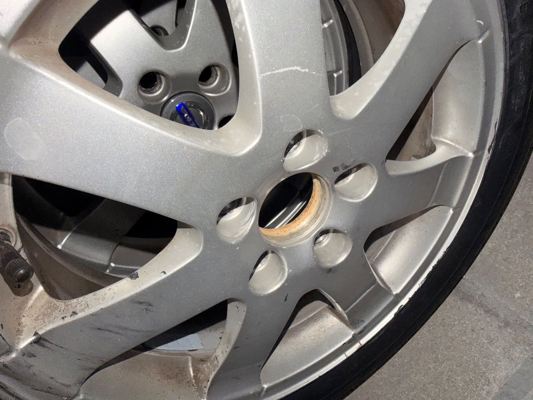Volvo Pneumatici & Ruote complete: Räder Volvo V50 – Usato da Turtmann venduto da nic_szs2 3