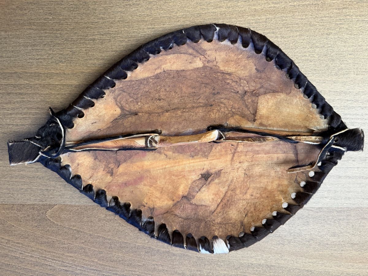 Tutte le decorazioni: Maasai leather shield – Usato da Zürich venduto da ant_sjm9 2