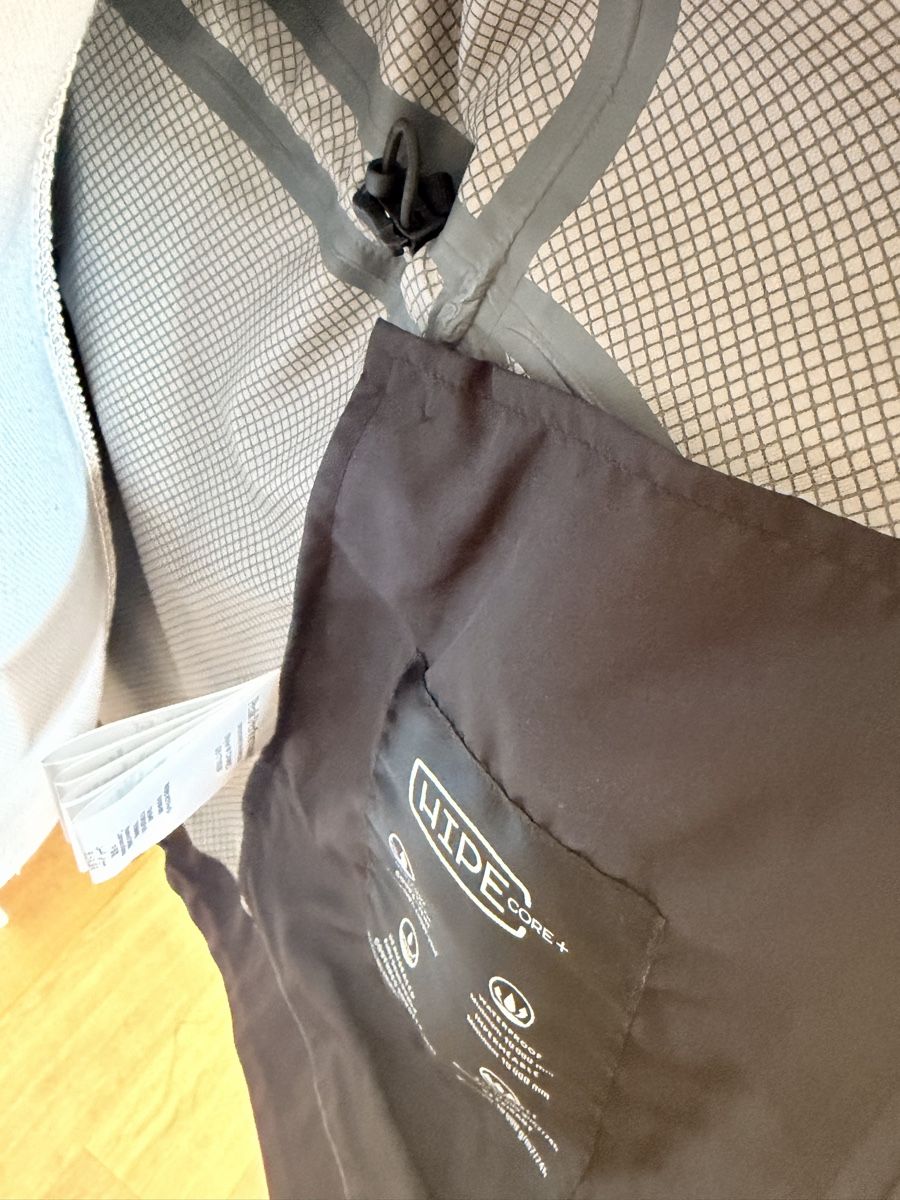 Peak Performance Giacche: Peak Performance Damen Shelljacke, neu mit Etikette, Gr. S – Nuovo e nell'imballaggio originale da Vaduz venduto da hamburg1106 4