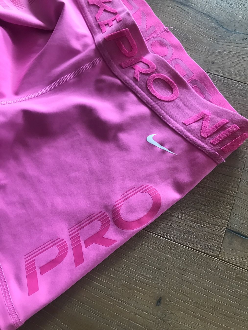 Leggings: Nike Pro Shorts Grosse M - Pink – Usato da Affoltern am Albis venduto da variablend 3