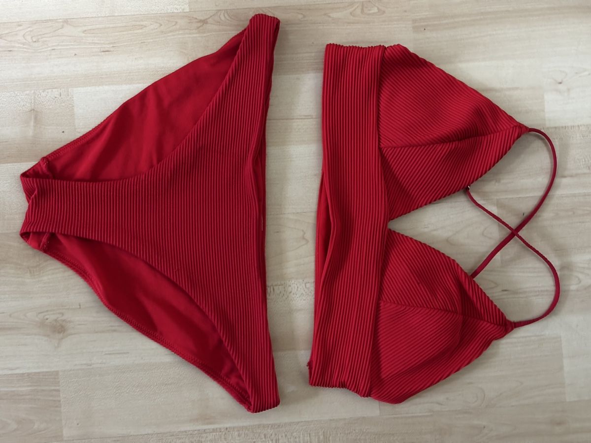 H&M Costumi da bagno & Bikini: H&M roter Bikini S – Nuovo (secondo la descrizione) da zürich venduto da mapaXXefaboo