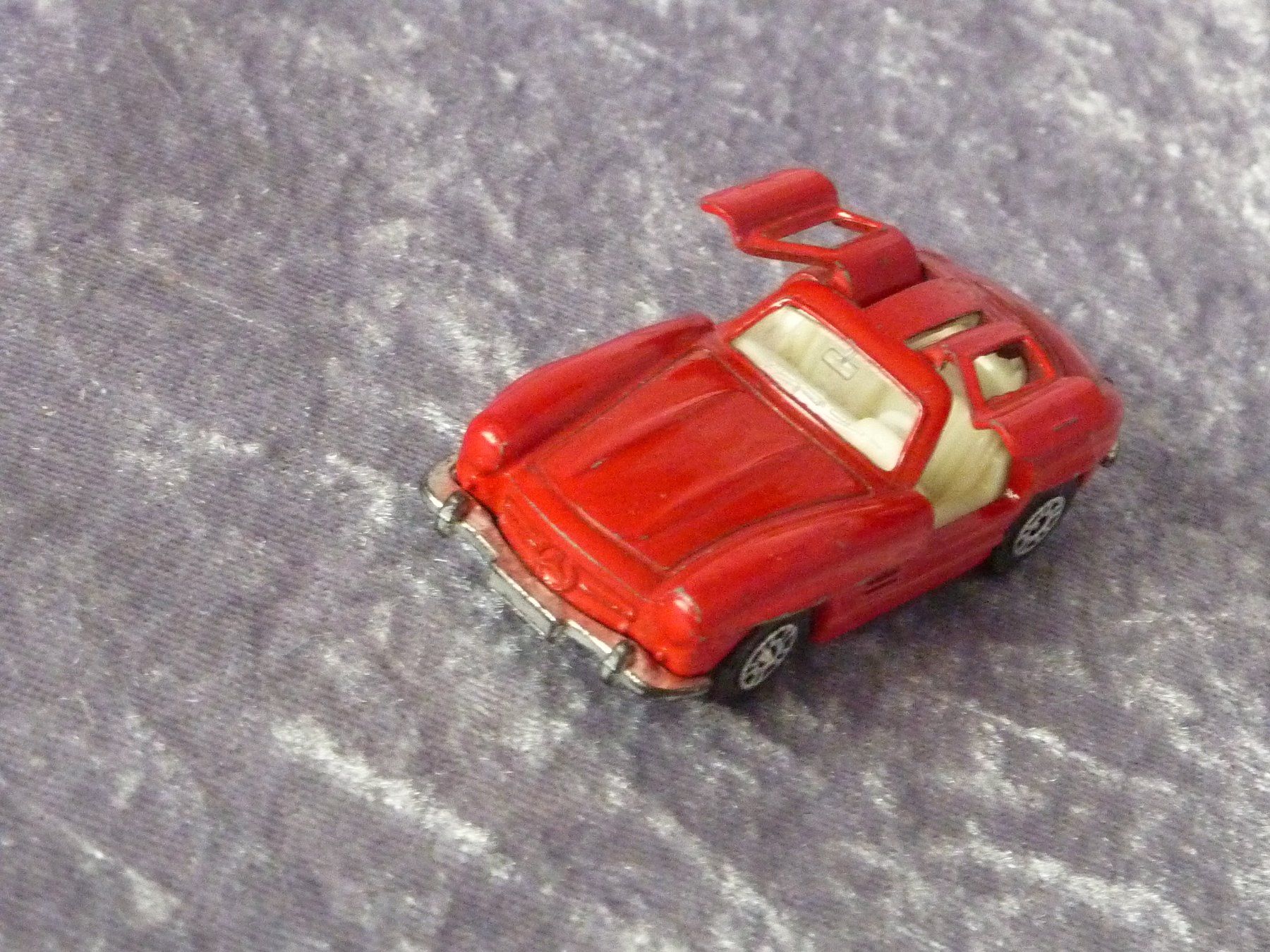 Corgi Toys Modellini d'auto: Mercedes 300SL 1:64 – Usato da Dürrenäsch venduto da Cobra1ch 2