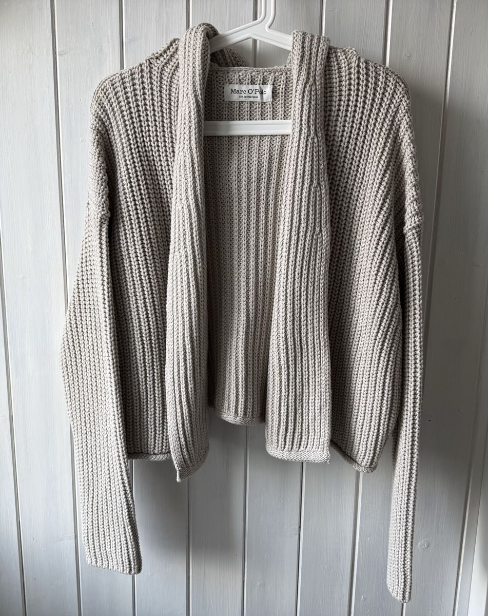 Marc O'Polo Giacche: Strickjacke mit Kapuze Marco Polo – Nuovo e nell'imballaggio originale da Rehetobel venduto da bodystyl