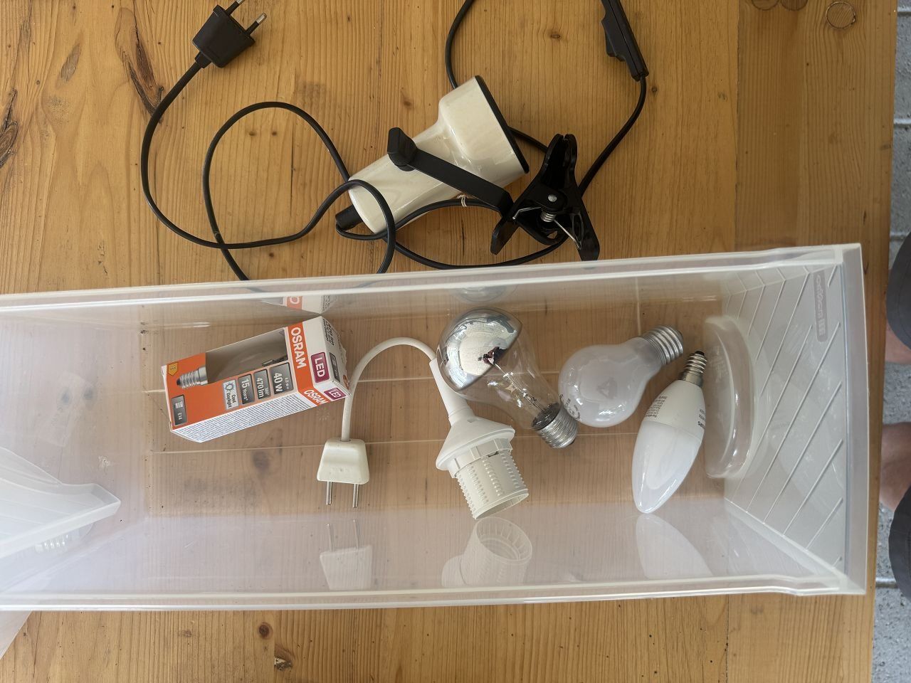 Cavi: Diverses Elektro- und PC-Netzwerk-Kabelmaterial, – Usato da Bremgarten b. Bern venduto da Bbu 8