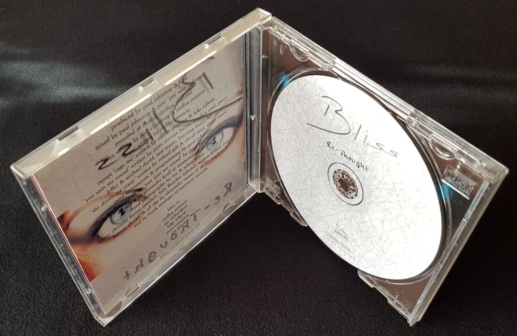 CD: Bliss – Re-Thought - CD - 1999 - First Press – Usato da Uster venduto da Zardodel 3