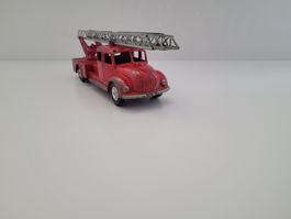 FEUERWEHRAUTO MAGIRUS DEUTZ  (MÄRKLIN) 1/43