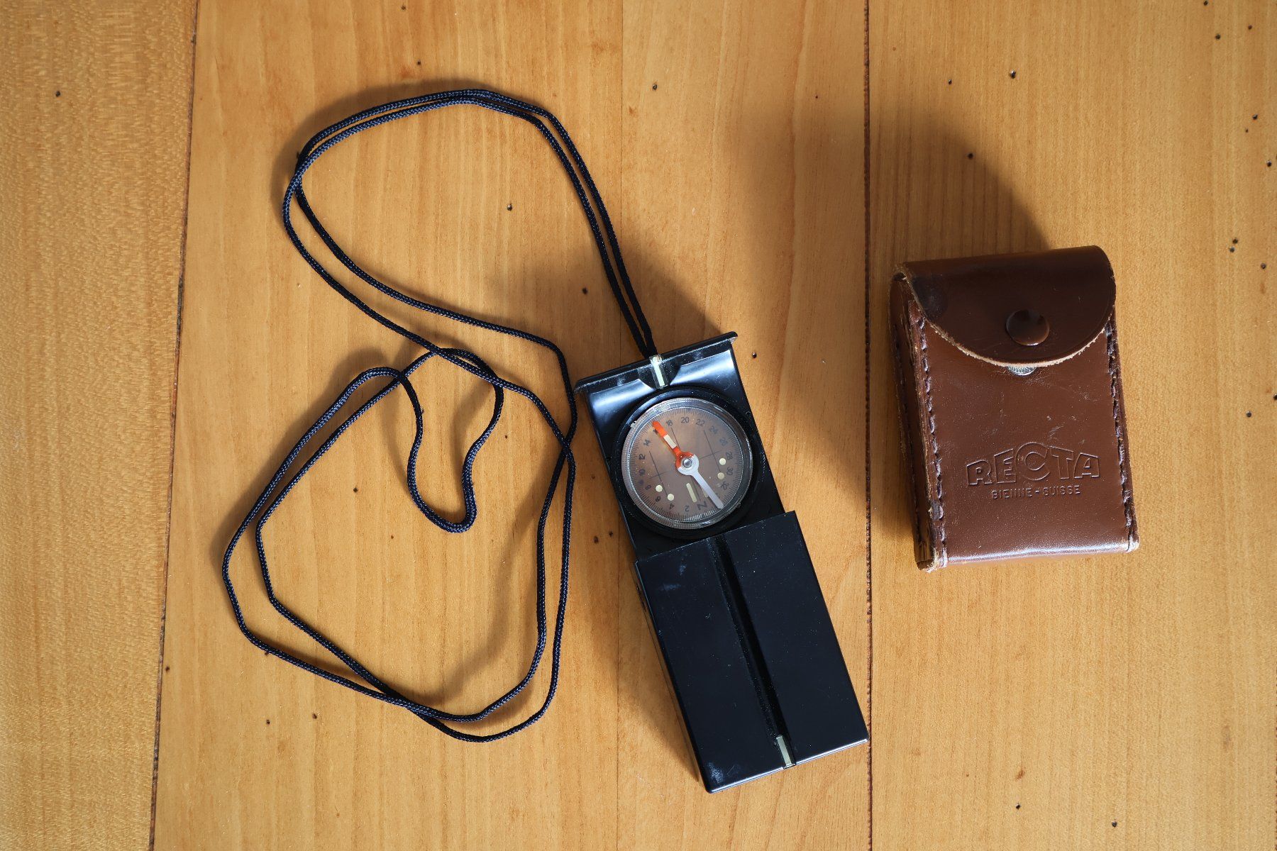 GPS & Strumenti di misurazione: Vintage Kompass – Usato da La Tour-de-Peilz venduto da valoute 2