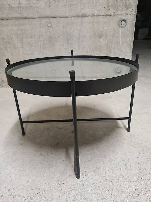 Tables: Runder Beistelltisch mit Spiegelplatte – D'occasion à Rieden AG par WhitePeach 1