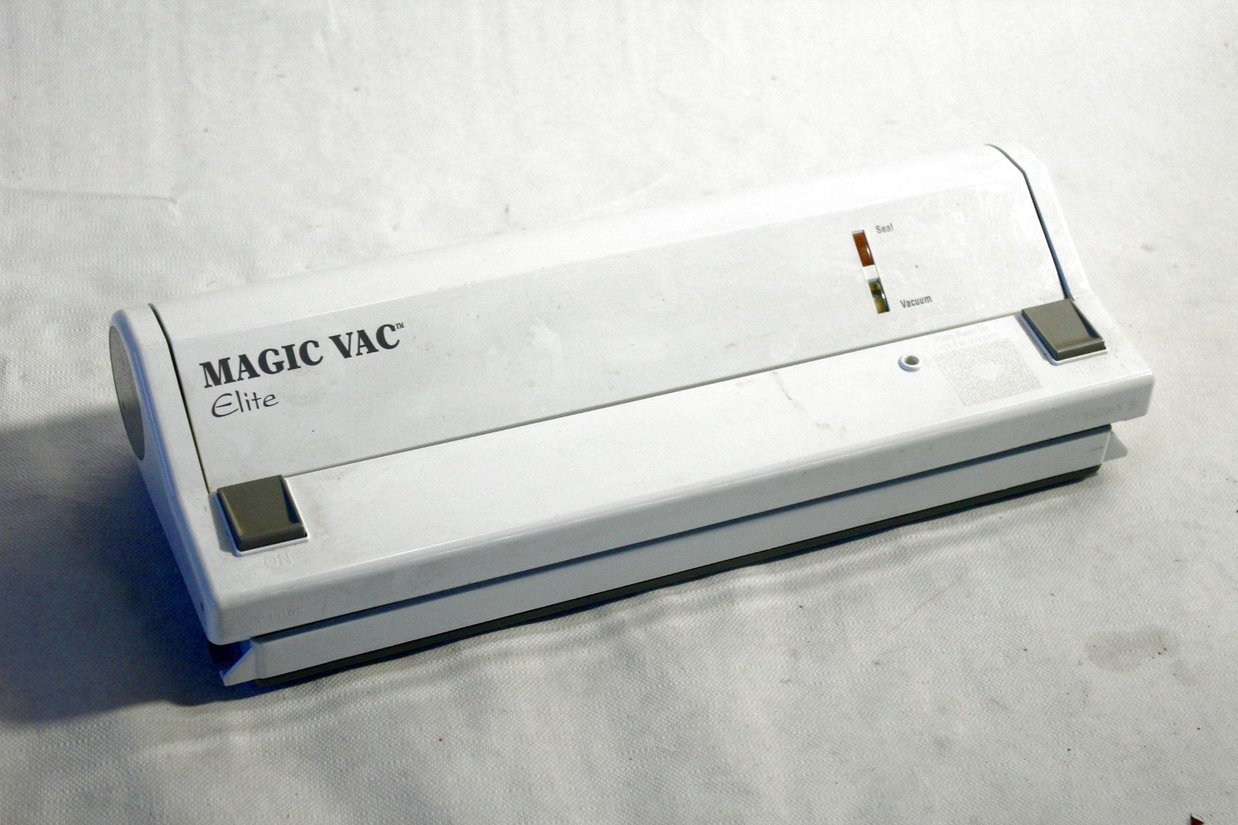 Appareils de cuisine: Vakuumiergerät MAGIC VAC ELITE – D'occasion à Bern par Vitaneuf