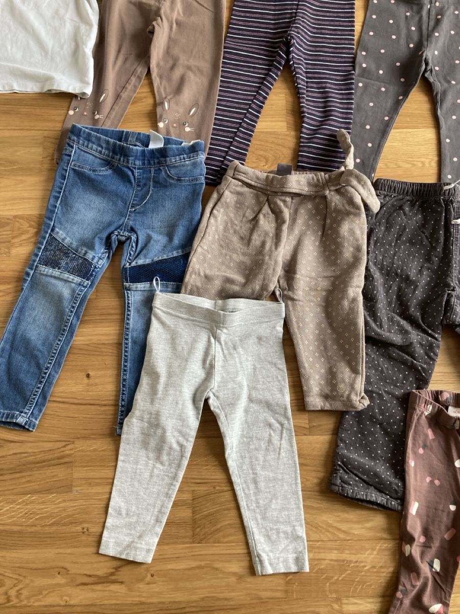 Lotti & Set di vestiti: Mädchen Kleiderpaket Gr 86/92 – Usato da Staad SG venduto da gab_7dr9 1