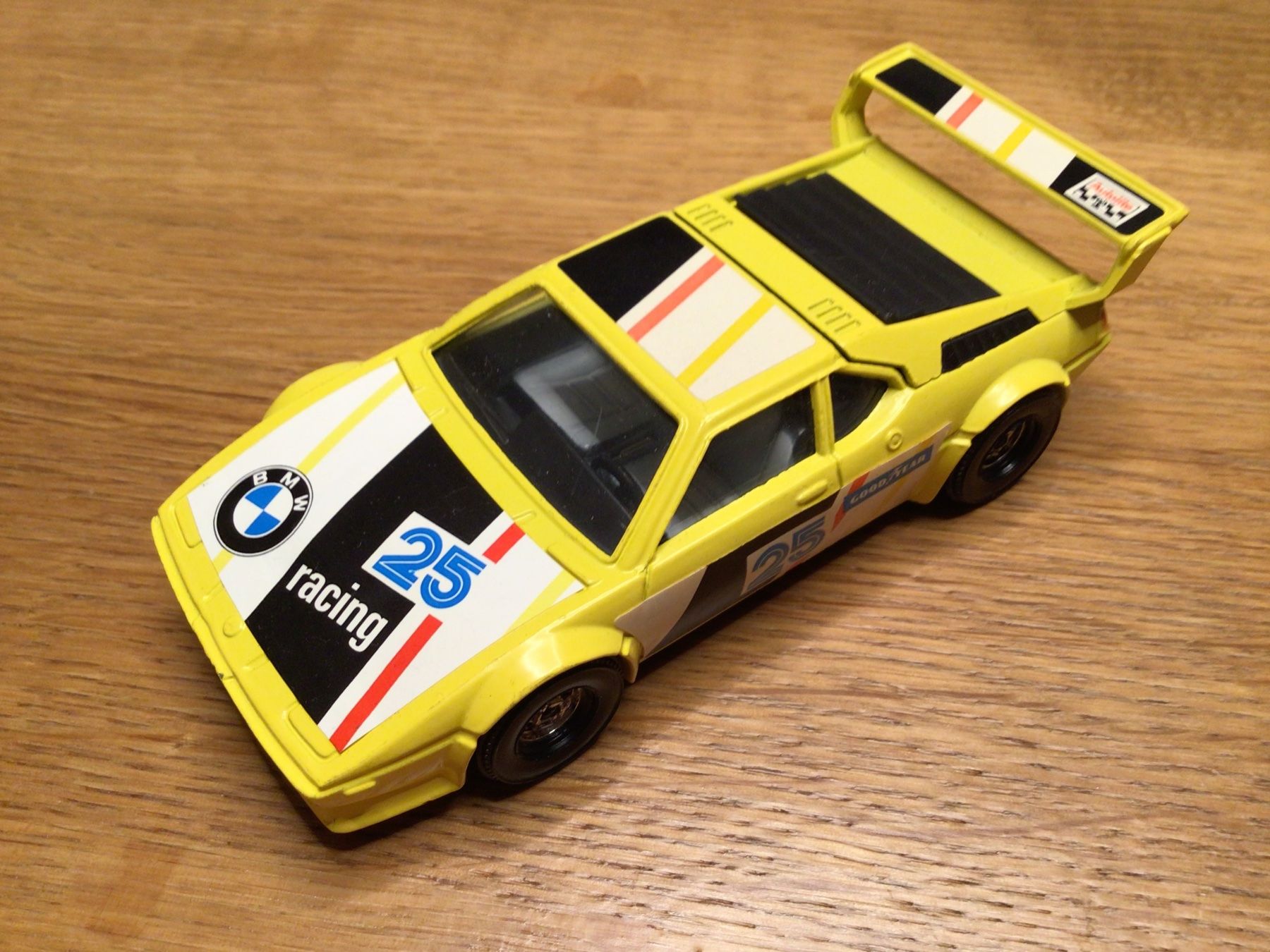 Corgi Toys Modellini d'auto: Modellauto BMW MI – Usato da Oberengstringen venduto da Reini1063