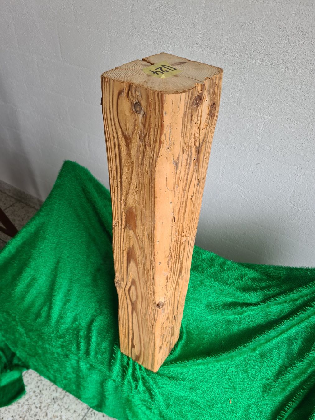 Articoli in legno: Altholz Deko Balken – Usato da Grosswangen venduto da Spieler10 1