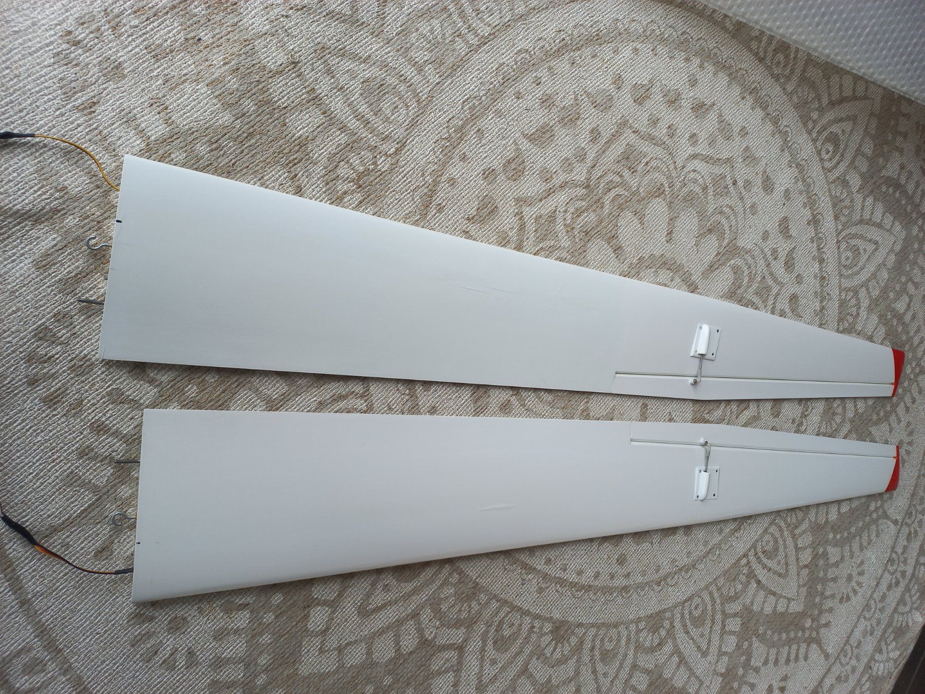 RC Kits de montage: Planeur LS-8 2.2m – D'occasion à St-George par Samicha96 2