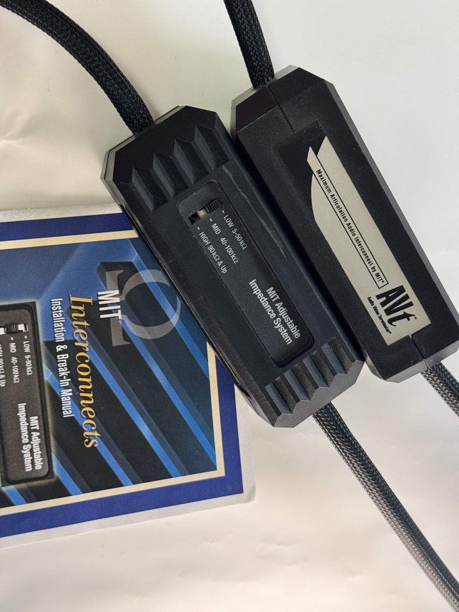 Cavi: MIT AVT  Interconnect Cables 1m – Usato da Le Châble VS venduto da Loafermattaeus 1