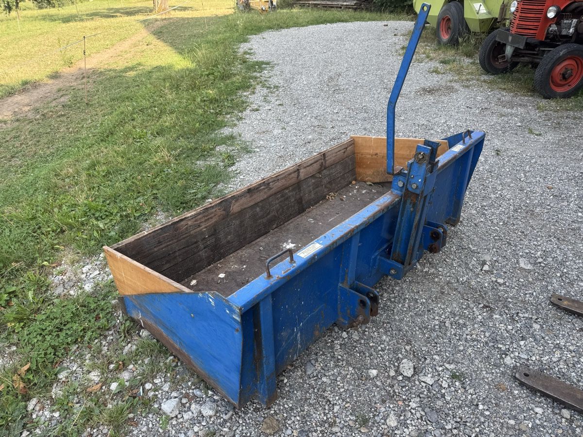 Tutte le macchine: Heckschaufel 2m für Traktor  – Usato da Winden venduto da farmalld439