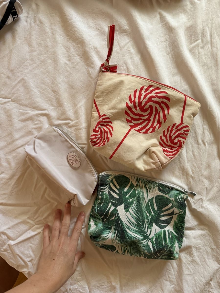 Sacs: Cosmetic Bags Set 3 pcs – D'occasion à Zürich par BettinaMarie2308 1