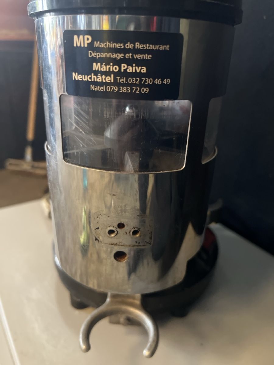 Elettrodomestici da cucina: Alte Gastro Kaffemühle – Usato da Burgdorf venduto da krengseli 2